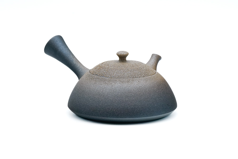 Japanese Kyusu - 藤田徳太 Fujita Tokuta - Dome Textured Tokoname Teapot - 200ml